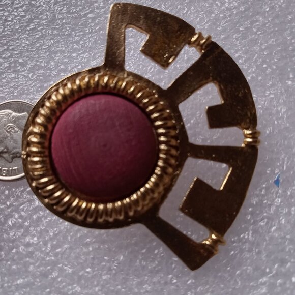 2 Pair  Vintage, Extra Large Gold Tone Clip On Earrings - Picture 6 of 6